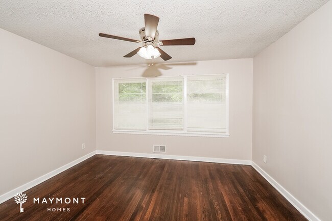 Foto del edificio - 2405 Reed Rd NE
