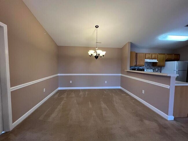 Building Photo - 9851 Hyde Glen Ct