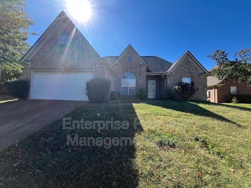 Primary Photo - 10095 Lynham Dr