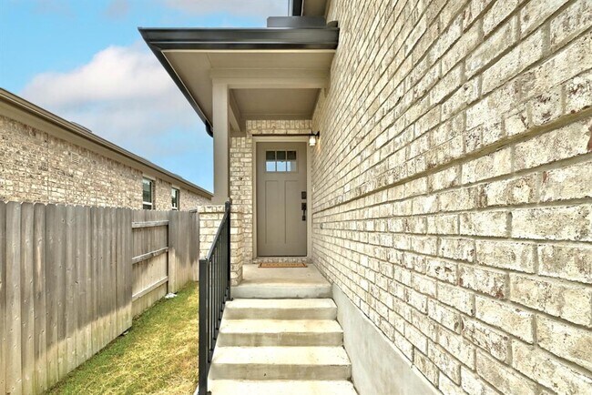 Foto del edificio - 149 Hackberry Ln