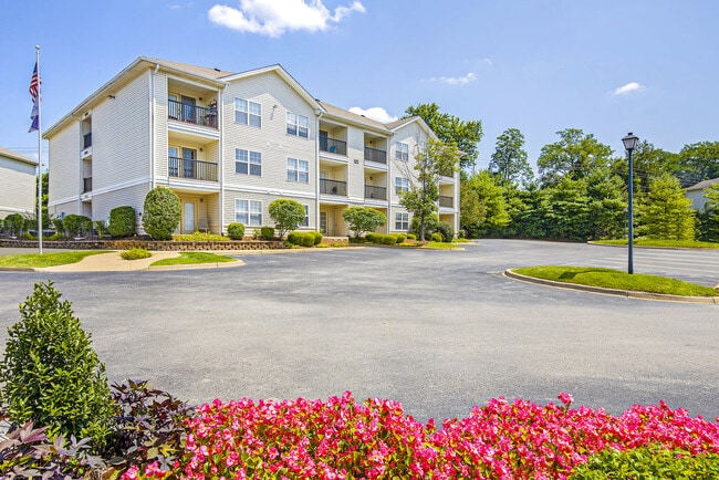 Building Photo - Maple Brook Apartments