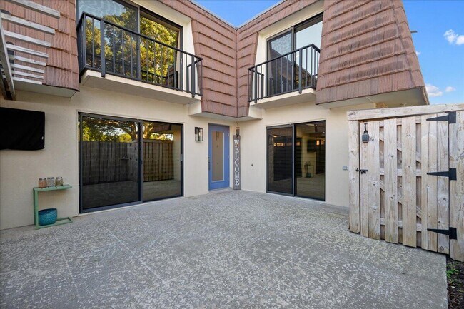 Foto del edificio - 709 7th Ln