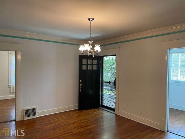 Foto del edificio - 227 Griffin St NW