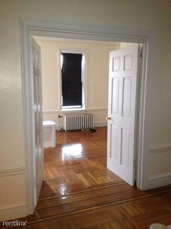 Foto del edificio - 748 Saint Marks Ave
