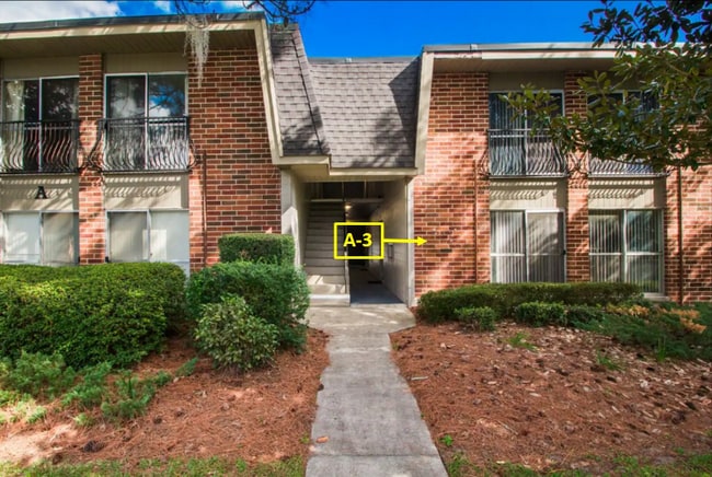 Photo - 1700 SW 16th Ct Apartment