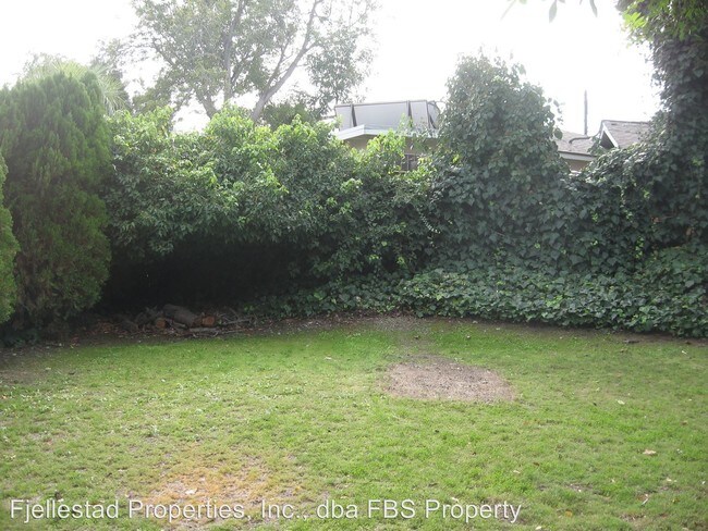 Foto del edificio - 4 br, 2.5 bath House - 7274 Jackson Drive
