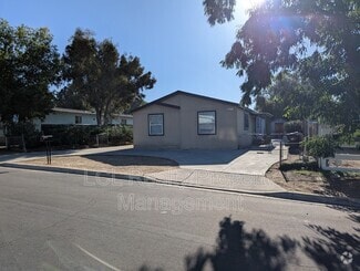Building Photo - 25116 Ave Vizcaya