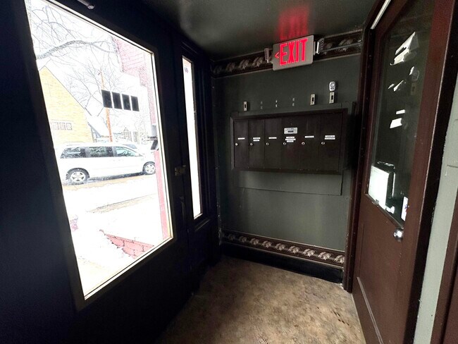 Foto del edificio - 1515 Taylor Ave