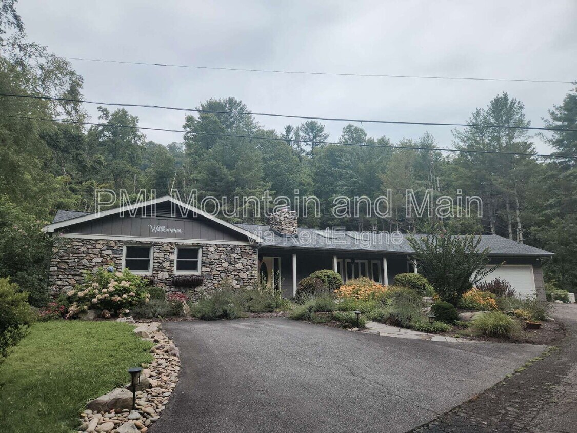 Primary Photo - 53 Jump Cove Rd