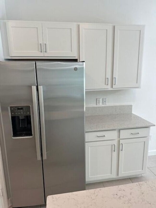 Foto del edificio - 4504 Hartwell Ln