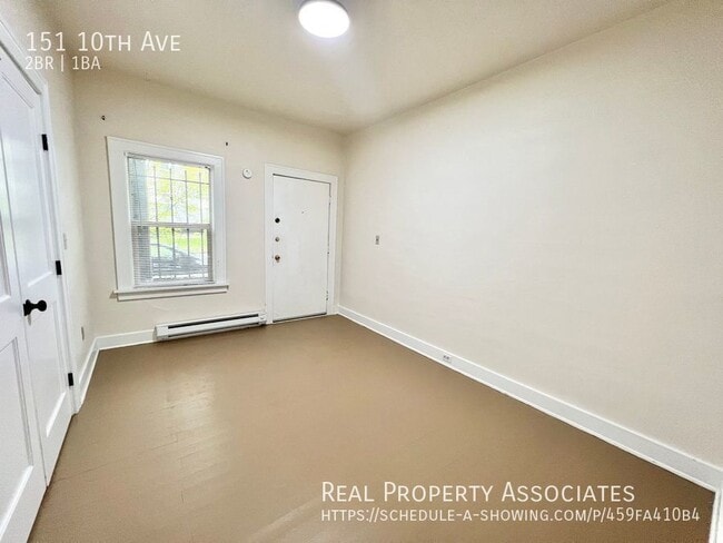 Building Photo - 151 10th Ave
