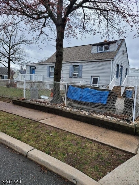 Building Photo - 329 Jefferson Ave