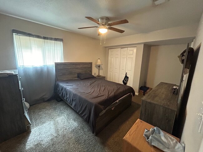 Building Photo - 2808 Buena Vista Dr