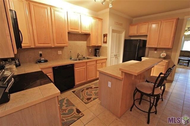 Building Photo - Summerwood Villas 3BR 2BA