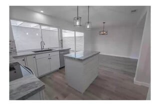 Building Photo - 24219 La Glorita Cir