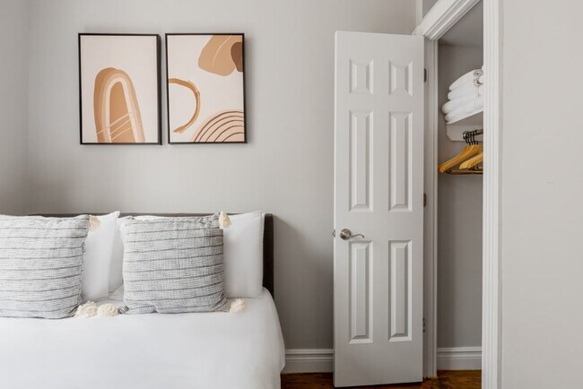 Foto del edificio - 330 E 35th St