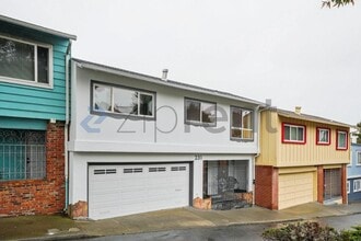 Building Photo - 231 Marietta Dr