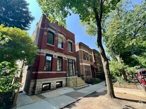 Building Photo - 822 N Winchester Ave