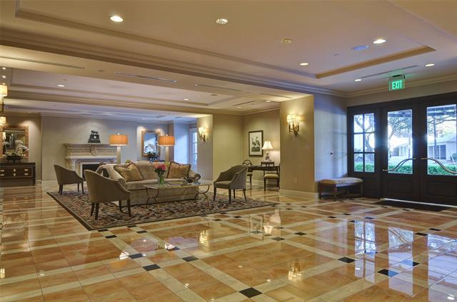 Foto del edificio - 4242 Lomo Alto Dr