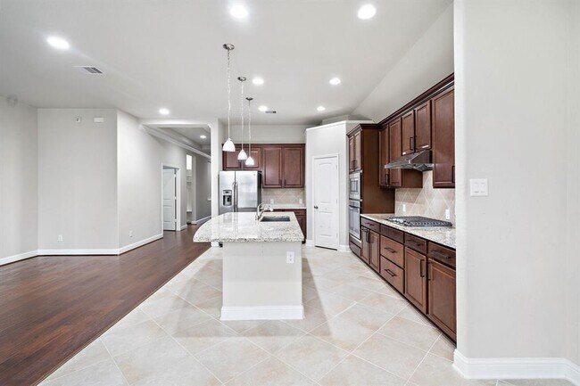 Foto del edificio - 107 Angel Hollow Ln