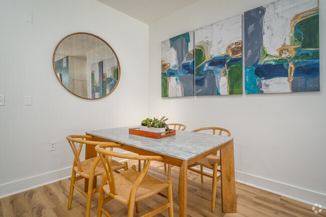 2BR, 2BA - 1,145SF - Dining - 2125 Yale Apartments