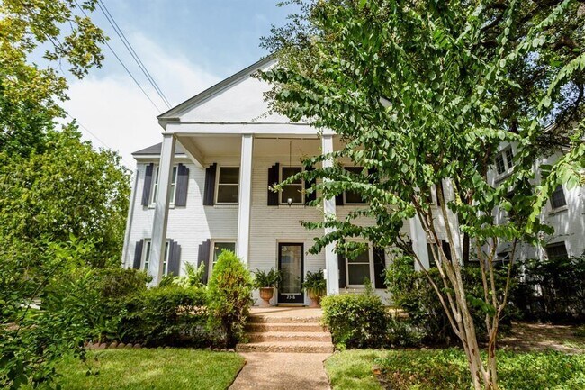 Foto del edificio - 2348 McClendon St