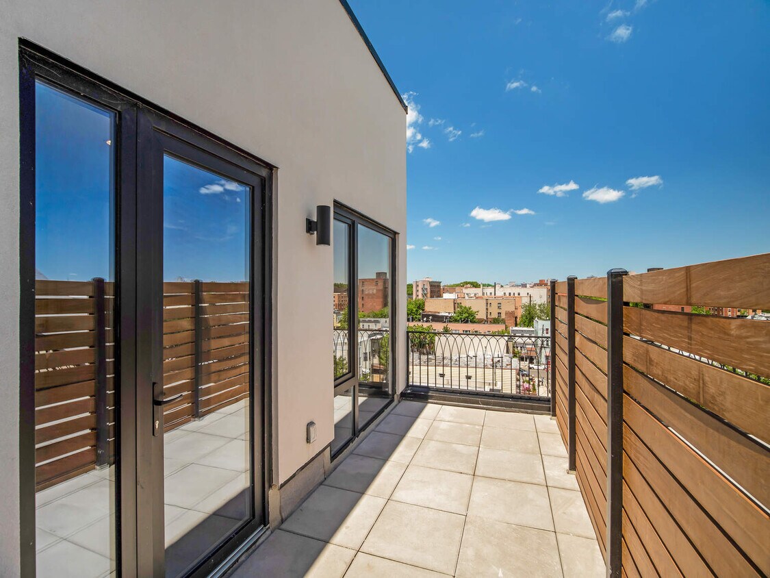 1323 Chisholm St Unit 7A, The Bronx, NY 10459 Room for Rent in The