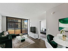 Building Photo - 497 S Marquette Ave