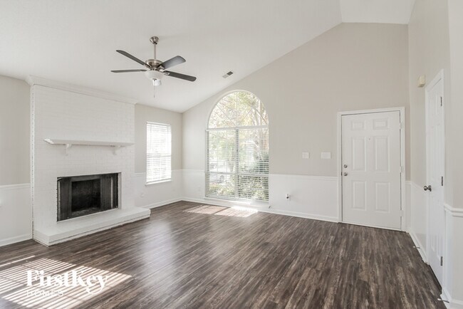 Foto del edificio - 10624 Spruce Mountain Rd