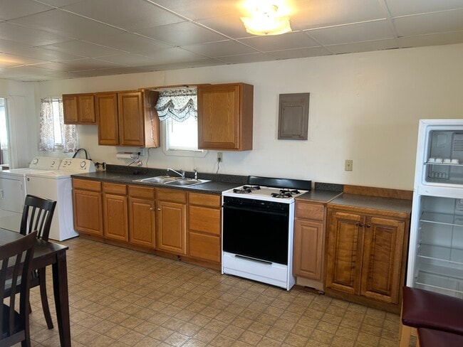 Building Photo - 7506 NY-177