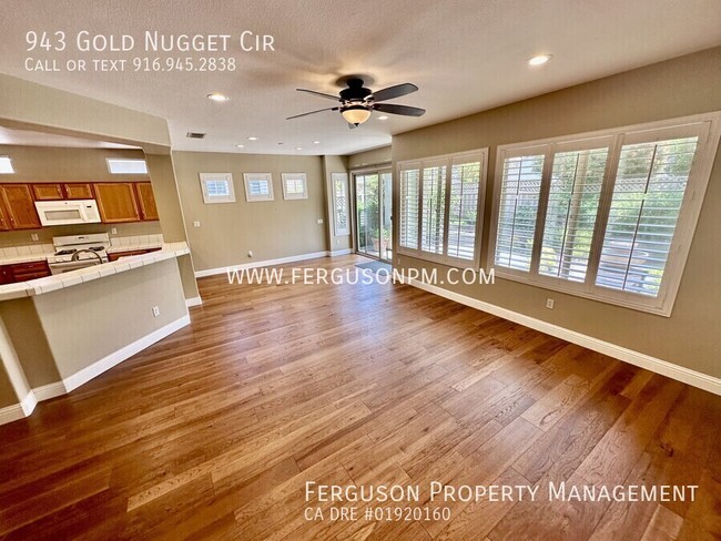 Foto del edificio - 943 Gold Nugget Cir