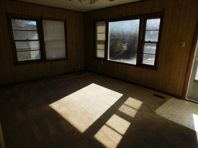 Foto del edificio - Cozy One Bedroom House in El Dorado!
