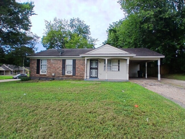 Foto del edificio - Very Nice Newly Rehabbed Home in Raleigh - $99 Move In Special