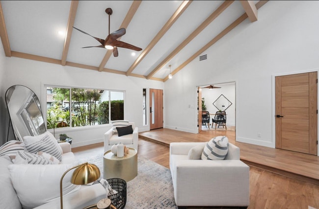 Building Photo - 630 Camino Ynez