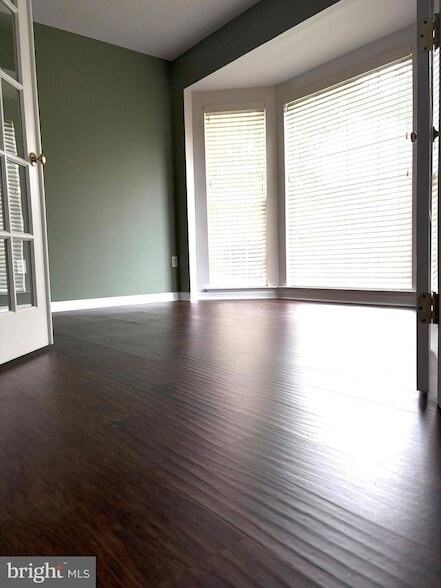 Foto del edificio - 5034 Strawbridge Terrace