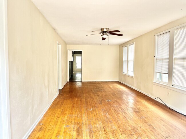 Photo - 145 Alice St House