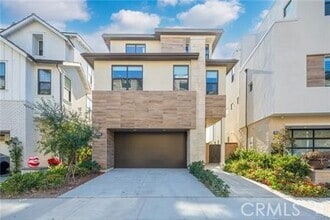 Building Photo - 26296 Paseo Sillin