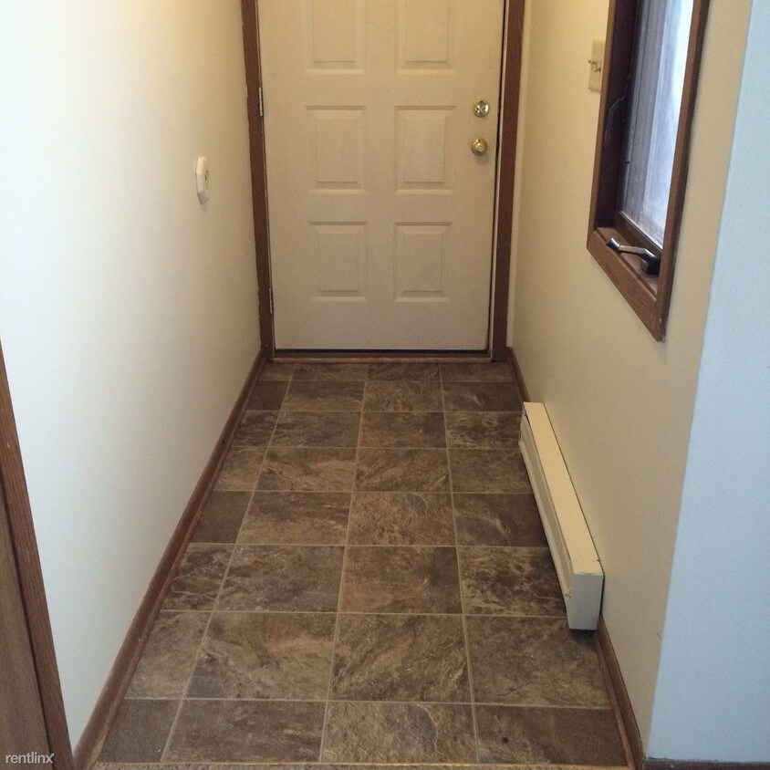 Primary Photo - 700 Meadow Ln