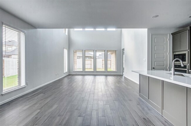 Building Photo - 31406 Golden Cliffs Ln