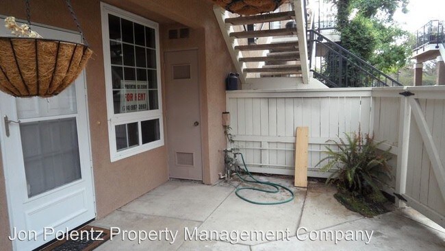 Building Photo - 1 br, 1 bath Apartment - 36 Via Esperanza