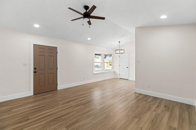 Foto del edificio - 10808 Ridgeway St