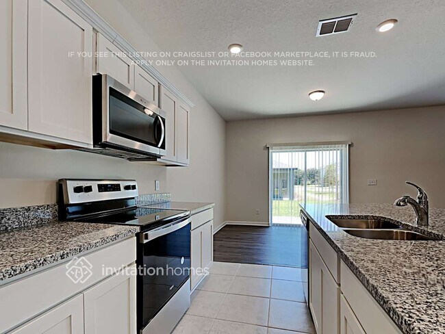 Foto del edificio - 2237 Litchfield Lp