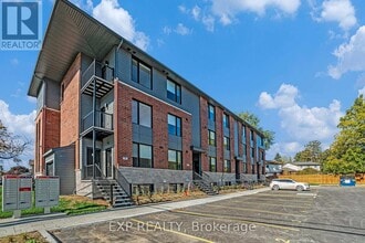 Building Photo - 251-251 Castor St