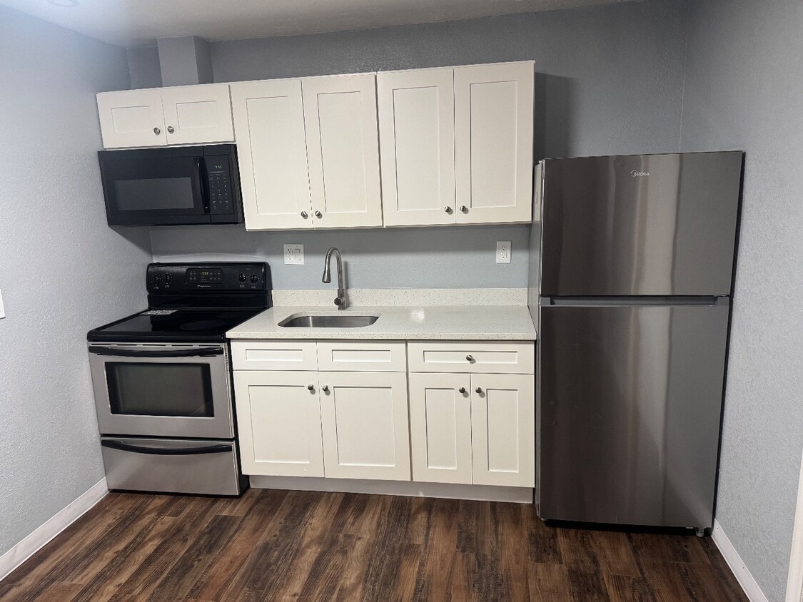 Foto principal - 3416 S 70th St