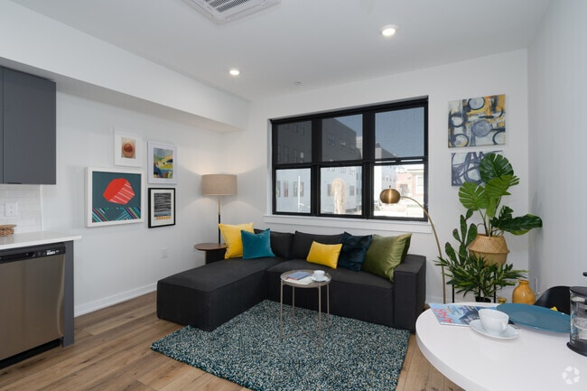 Studio - 549SF - Fairmount North Apartments