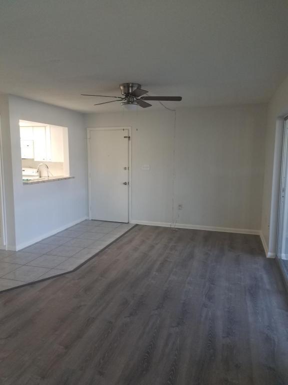 Building Photo - 4854 Marine Pkwy, unit 103