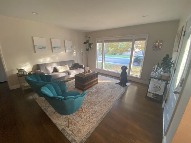 Foto del edificio - 615 Fremont Way