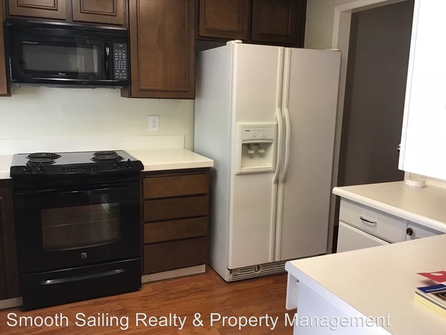 Foto del edificio - 2 br, 2 bath House - 6541 Crosswoods Court