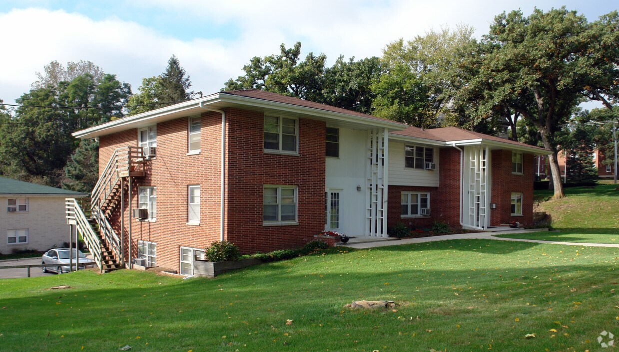 Foto principal - 4100 Grand Ave