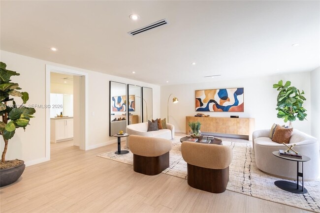 Building Photo - 4520 Sabal Palm Rd